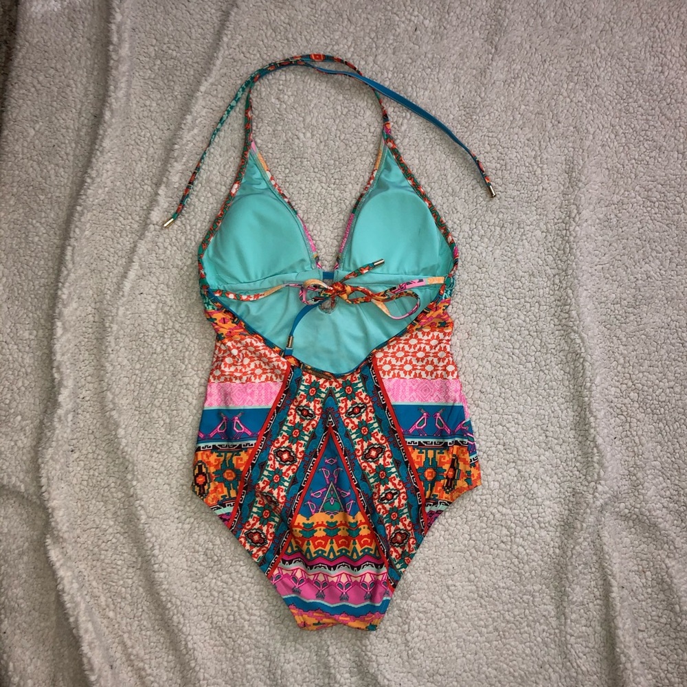 Bathing suit - Picture 2 of 2